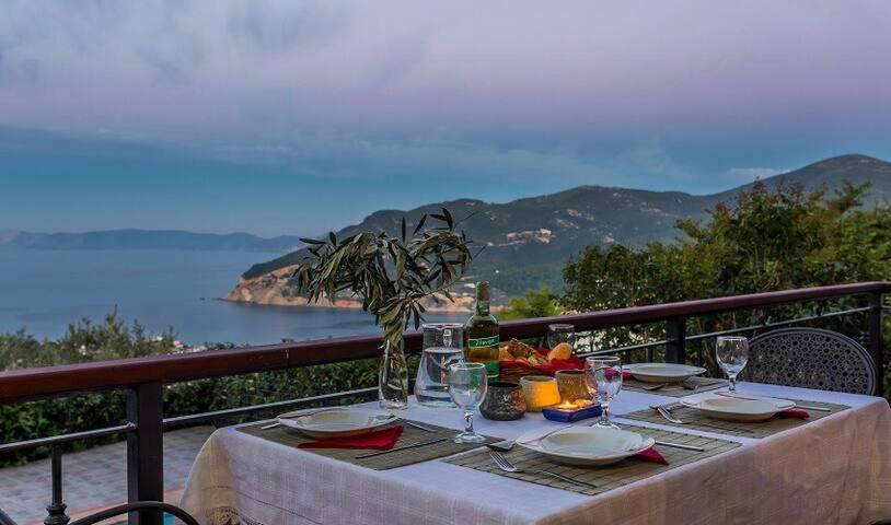 Villa Alegria Skopelos Town Exterior photo
